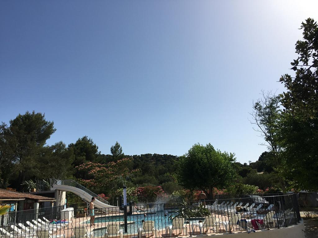 Camping Lou Cabasson Bormes-les-Mimosas Buitenkant foto
